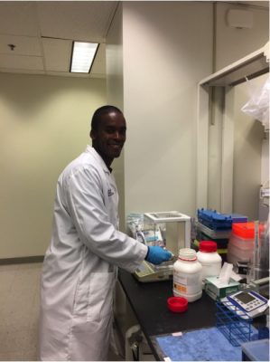 Guleid working in a lab.